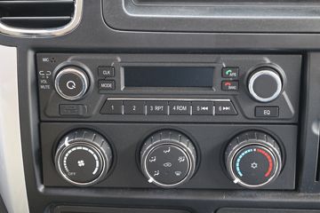 ���� ������D6-M ���ܰ��׼�� 140���� 4.2�׵�����ʽ�Ῠ(����)ͼƬ