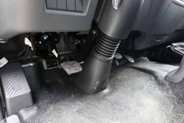 ���� ������D6-M ���ܰ��׼�� 140���� 4.2�׵�����ʽ�Ῠ(����)ͼƬ