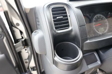 ���� ������D6-M ���ܰ��׼�� 140���� 4.2�׵�����ʽ�Ῠ(����)ͼƬ