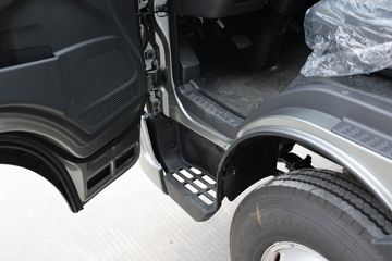 ���� ������D6-M ���ܰ��׼�� 140���� 4.2�׵�����ʽ�Ῠ(����)ͼƬ