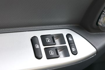 ���� ������D6-M ���ܰ��׼�� 140���� 4.2�׵�����ʽ�Ῠ(����)ͼƬ