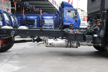 ���� ������D6-M ���ܰ��׼�� 140���� 4.2�׵�����ʽ�Ῠ(����)ͼƬ