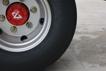 ���� ������D6-M ���ܰ��׼�� 140���� 4.2�׵�����ʽ�Ῠ(����)ͼƬ