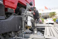 中国重汽 豪沃N7W重卡 460马力 6X4 子母牵引车(母车)(ZZ4257V344JF1)