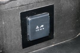 华神HV7&nbsp;牵引车驾驶室                                               图片