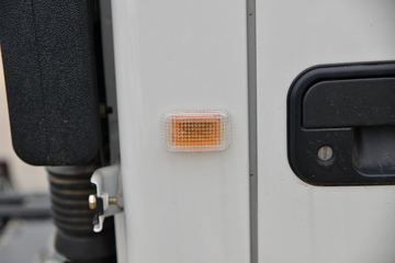 ���� ˳��խ�� 122���� 4X2 4.13����س�(����)(JX5041XLCTG26)ͼƬ