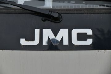 ���� ˳��խ�� 122���� 4X2 4.13����س�(����)(JX5041XLCTG26)ͼƬ