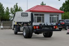 江铃 顺达窄体 122马力 4X2 4.13米冷藏车(国六)(JX5041XLCTG26) 江铃 顺达窄体 122马力 4X2 4.13米冷藏车(国六)(JX5041XLCTG26)