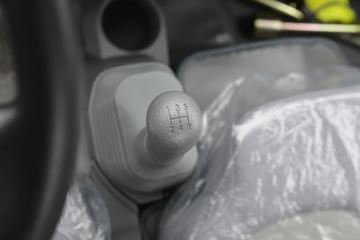 ���� ˳��խ�� 122���� 4X2 4.13����س�(����)(JX5041XLCTG26)ͼƬ