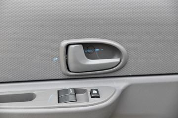 顺达窄体&nbsp;冷藏车驾驶室图片