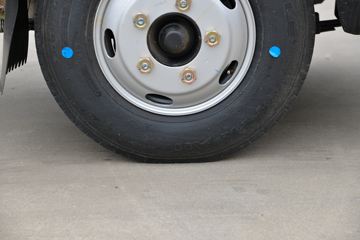 ���� ˳��խ�� 122���� 4X2 4.13����س�(����)(JX5041XLCTG26)ͼƬ