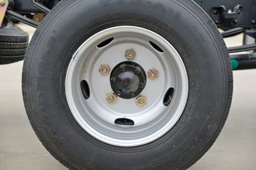 ���� ˳��խ�� 122���� 4X2 4.13����س�(����)(JX5041XLCTG26)ͼƬ