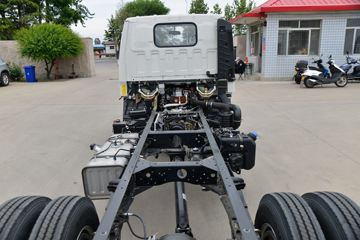 ���� ˳��խ�� 122���� 4X2 4.13����س�(����)(JX5041XLCTG26)ͼƬ