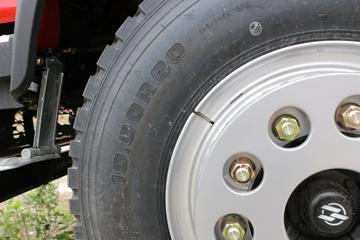 华神DV3&nbsp;自卸车底盘                                                图片