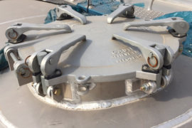 粉粒物料半挂车&nbsp;粉粒物料运输半挂车底盘图片