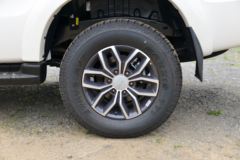 江铃 域虎7 2022款 舒享型 2.0T柴油 141马力 两驱手动 长轴双排皮卡