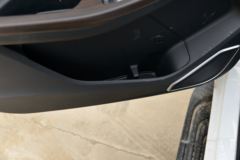 江铃 域虎7 2020款 2.0T柴油 142马力 自动 四驱 标轴双排皮卡