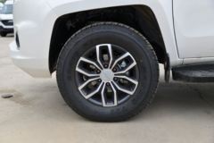 江铃 域虎7 2020款 2.0T柴油 142马力 自动 四驱 标轴双排皮卡