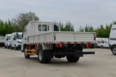 江铃 顺达小卡 122马力 3.3米排半栏板轻卡(国六)(JX1041TCG26)