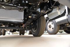 江铃 顺达小卡 122马力 3.3米排半栏板轻卡(国六)(JX1041TCG26)