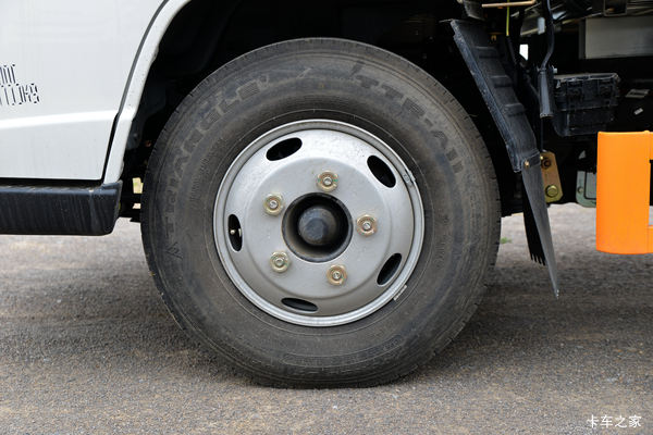 优惠0.1万 盐城市顺达窄体载货车火热促销中