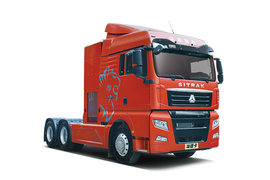SITRAK C7 FC 电动牵引车外观图片