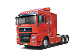 SITRAK C7 FC 电动牵引车外观图片
