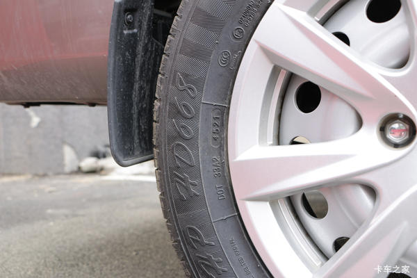 新海狮S小VAN(微面)限时促销中 优惠1.05万