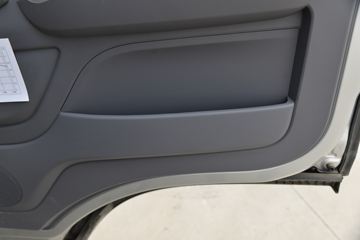 ���� �������� 150���� 4X2 4.08����س�ͼƬ