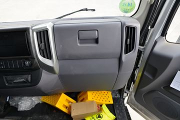 ���� �������� 150���� 4X2 4.08����س�ͼƬ