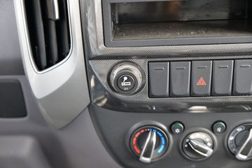 ���� �������� 150���� 4X2 4.08����س�ͼƬ