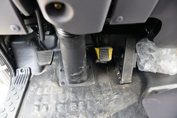 ���� �������� 150���� 4X2 4.08����س�ͼƬ