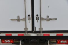 福田 奥铃速运 150马力 4X2 4.08米冷藏车(BJ5048XLC8JDA-AB2)
