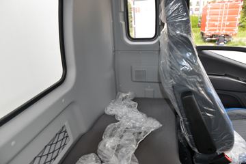 ���� ŷ��Rϵ 245���� 4X2 6.6����س�(����)(�ٱ�4.875)(BJ5186XLC-DM1)ͼƬ