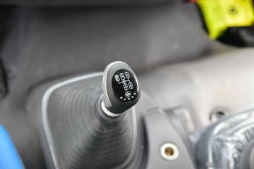 ���� ŷ��Rϵ 245���� 4X2 6.6����س�(����)(�ٱ�4.875)(BJ5186XLC-DM1)ͼƬ