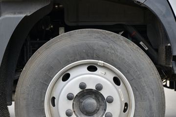 ���� ŷ��Rϵ 245���� 4X2 6.6����س�(����)(�ٱ�4.875)(BJ5186XLC-DM1)ͼƬ