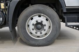 欧航R系&nbsp;冷藏车底盘图片