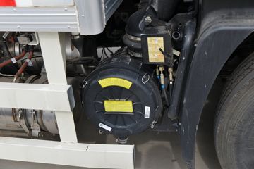 ���� ŷ��Rϵ 245���� 4X2 6.6����س�(����)(�ٱ�4.875)(BJ5186XLC-DM1)ͼƬ