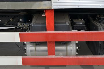 ���� ŷ��Rϵ 245���� 4X2 6.6����س�(����)(�ٱ�4.875)(BJ5186XLC-DM1)ͼƬ