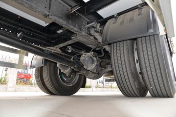 ���� ŷ��Rϵ 245���� 4X2 6.6����س�(����)(�ٱ�4.875)(BJ5186XLC-DM1)ͼƬ