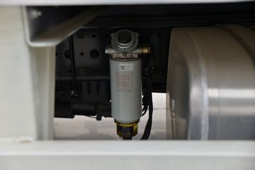 ���� ŷ��Rϵ 245���� 4X2 6.6����س�(����)(�ٱ�4.875)(BJ5186XLC-DM1)ͼƬ