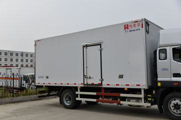 ���� ŷ��Rϵ 245���� 4X2 6.6����س�(����)(�ٱ�4.875)(BJ5186XLC-DM1)ͼƬ