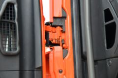 中国重汽 汕德卡SITRAK G5重卡 270马力 4X2 6.8米厢式载货车(国六)