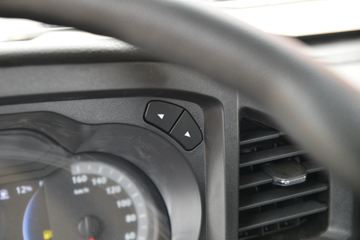 �й�����HOWO ͳ˧ 130���� 3.85���Ű������Ῠ(����)(����)ͼƬ
