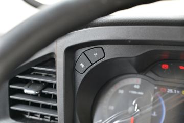 �й�����HOWO ͳ˧ 130���� 3.85���Ű������Ῠ(����)(����)ͼƬ