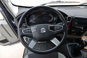 �й�����HOWO ͳ˧ 130���� 3.85���Ű������Ῠ(����)(����)ͼƬ