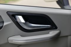 中国重汽HOWO 统帅 130马力 3.85米排半栏板轻卡(国六)(中体)(ZZ1047F3314F145)