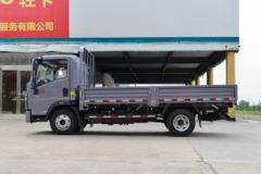 中国重汽HOWO 统帅 130马力 4.15米单排栏板轻卡(法士特8档)(ZZ1047F3314F145)