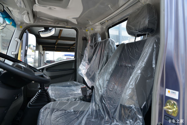 �³����� �ܿ���ͳ˧�ػ�������13��Ԫ