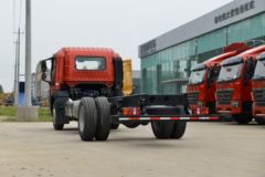 中国重汽HOWO G5X中卡 220马力 4X2 6.75米排半栏板载货车(ZZ1187K521DF1)